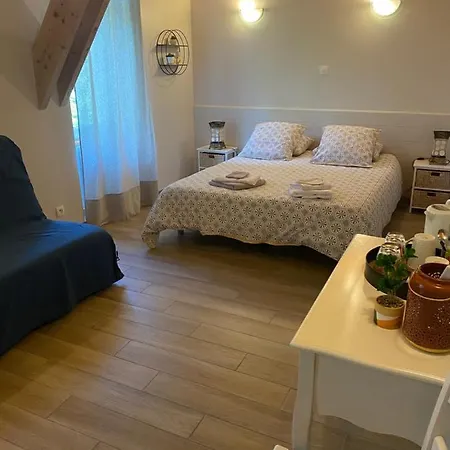 Bed & Breakfast Le Cocon De Curson D'hotes 3*