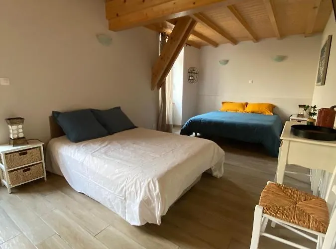 Le Cocon De Curson D'hotes