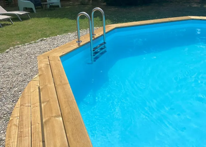 Le Cocon De Curson D'hotes Bed & Breakfast 3*