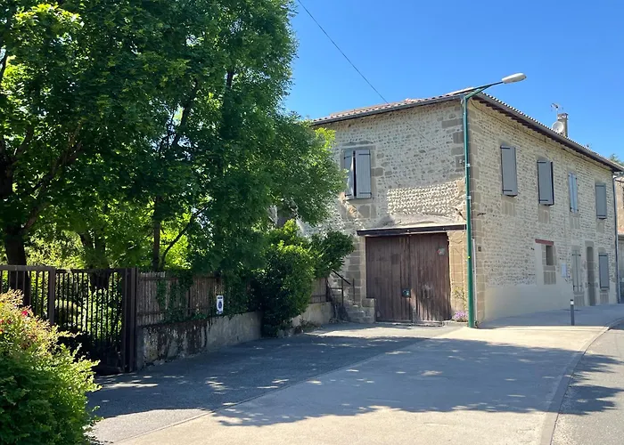 Bed & Breakfast Le Cocon De Curson D'hotes 3*