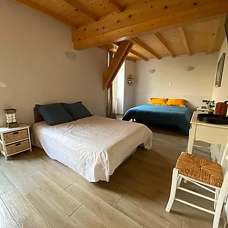 Le Cocon De Curson D'hotes 3*